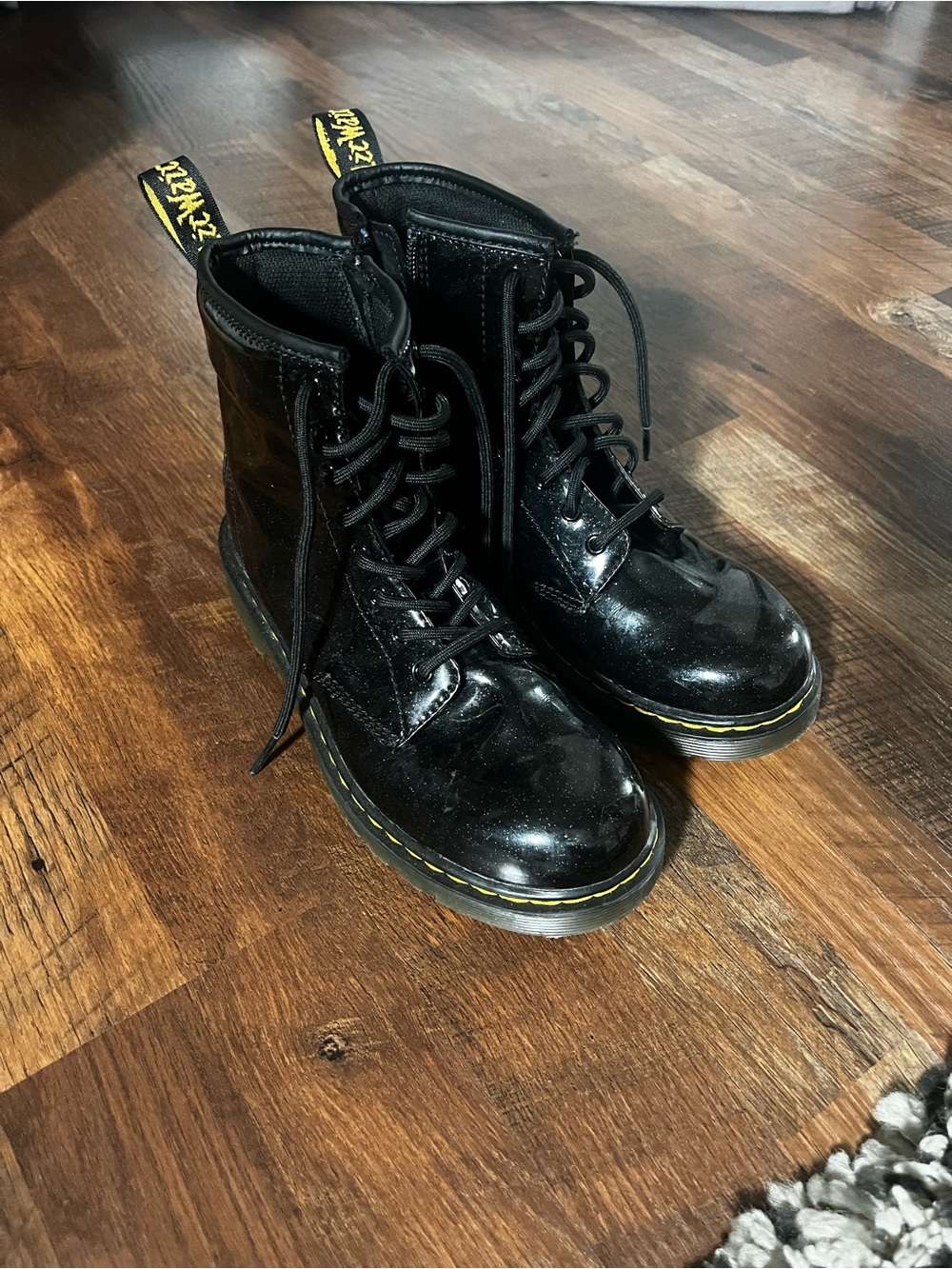 Dr. Martens Kids Black Lace-Up glitter Combat Boots youth size 4